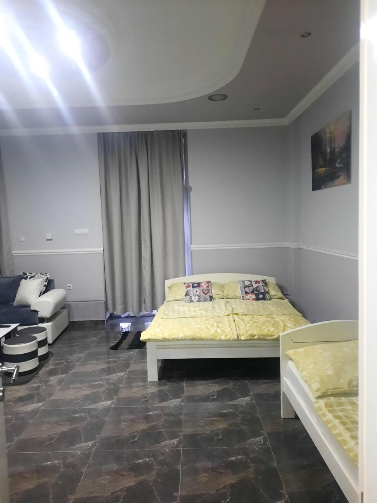 Apartments Royal Menex Požarevac Oda fotoğraf