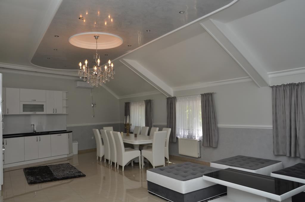 Apartments Royal Menex Požarevac Oda fotoğraf