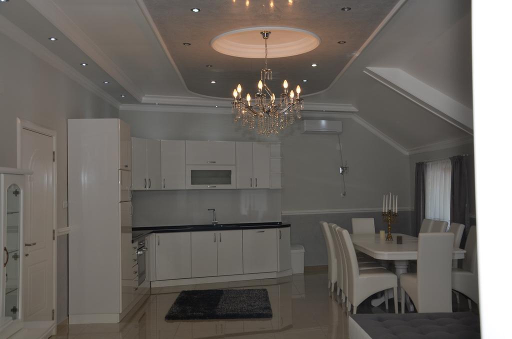 Apartments Royal Menex Požarevac Oda fotoğraf