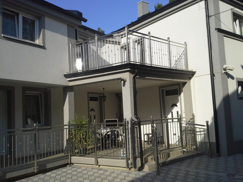 Apartments Royal Menex Požarevac Oda fotoğraf