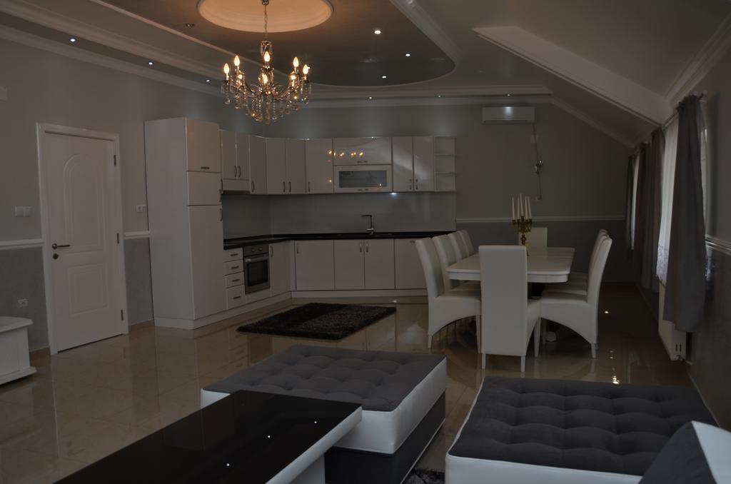 Apartments Royal Menex Požarevac Oda fotoğraf