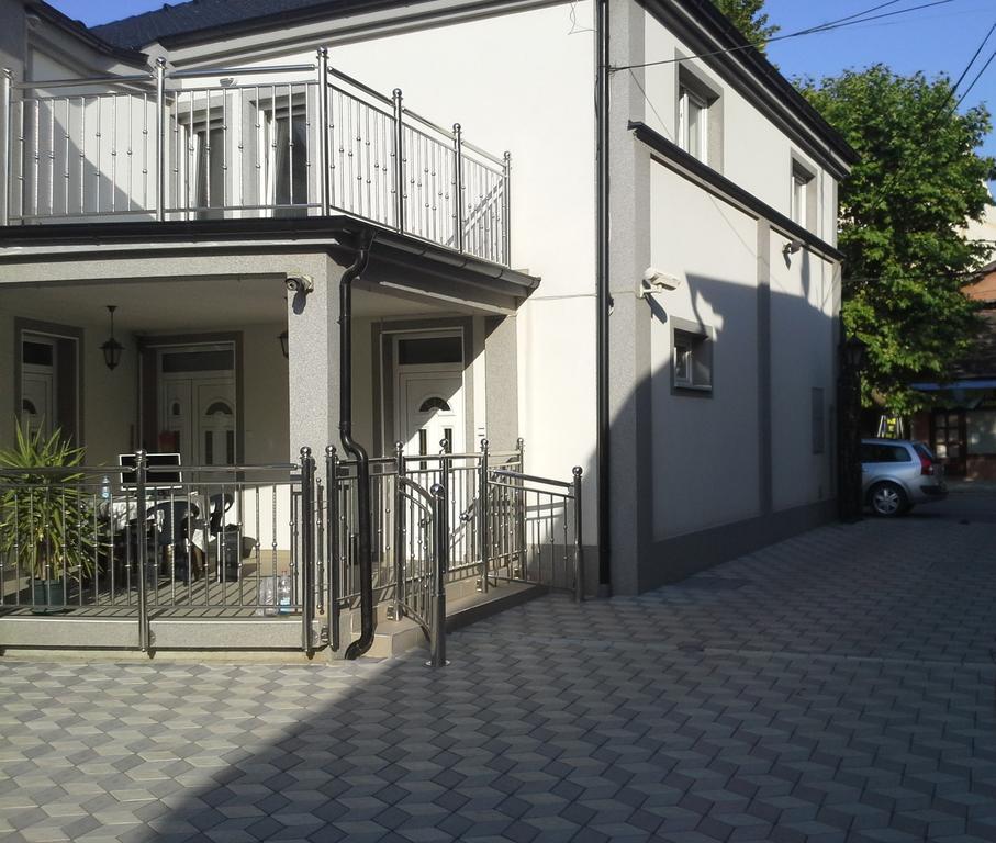 Apartments Royal Menex Požarevac Dış mekan fotoğraf