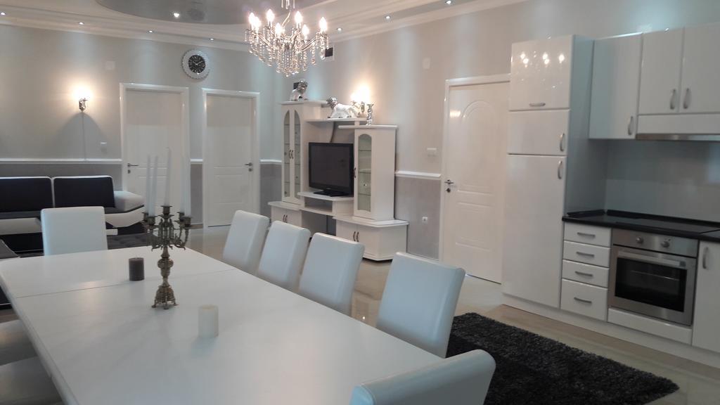 Apartments Royal Menex Požarevac Dış mekan fotoğraf